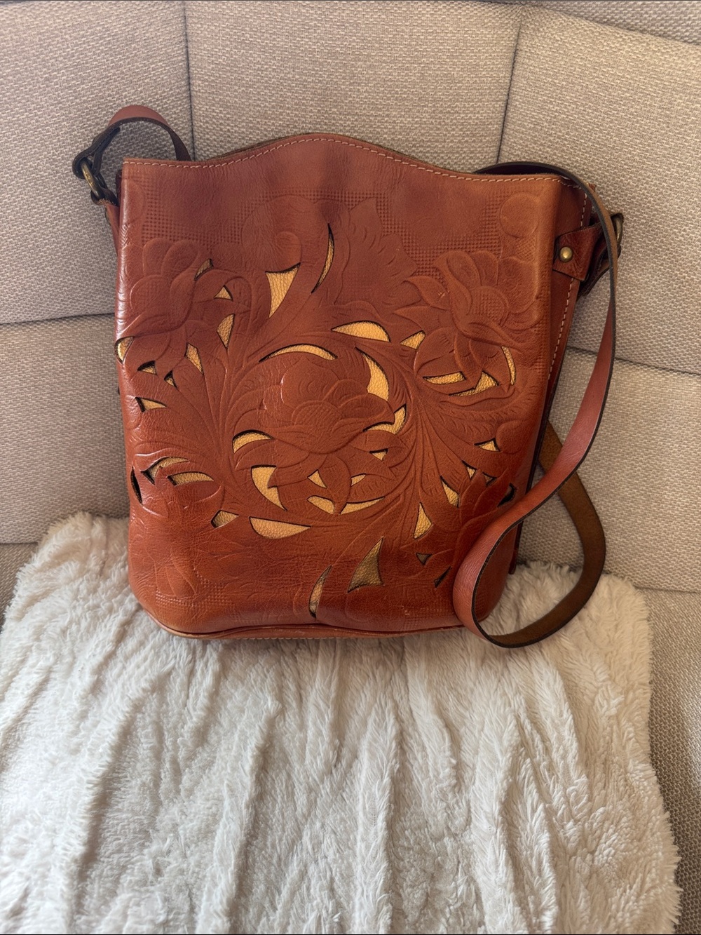 Patricia Nash Lavello Cut Out Tooled Leather Crossbody Bucket Bag